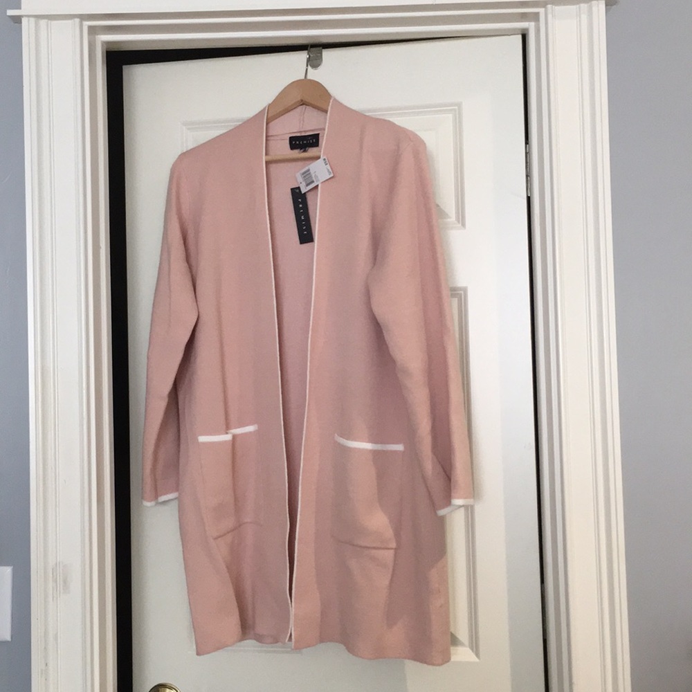 Premise cardigan